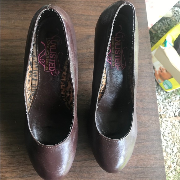 Shoes - Picture 4 of 4